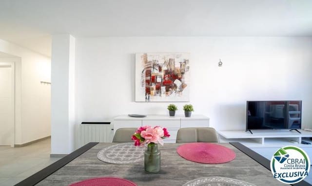 2 slaapkamer Appartement te koop in Empuriabrava, Castelló d'Empúries met zwembad - € 257.000 (Ref: 10157884)