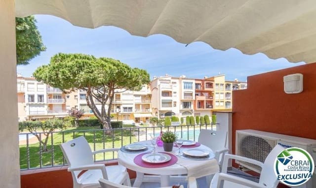 2 slaapkamer Appartement te koop in Empuriabrava, Castelló d'Empúries met zwembad - € 257.000 (Ref: 10157884)