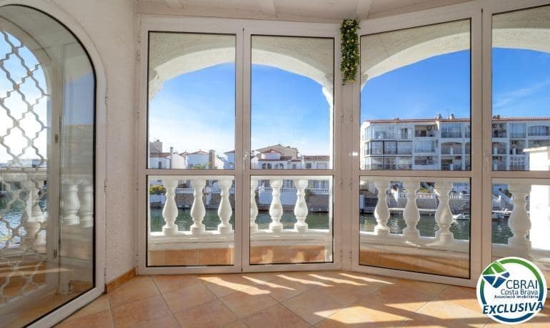 3 camera da letto Casa in vendita in Empuriabrava con piscina garage - 460.000 € (Rif: 10159671)