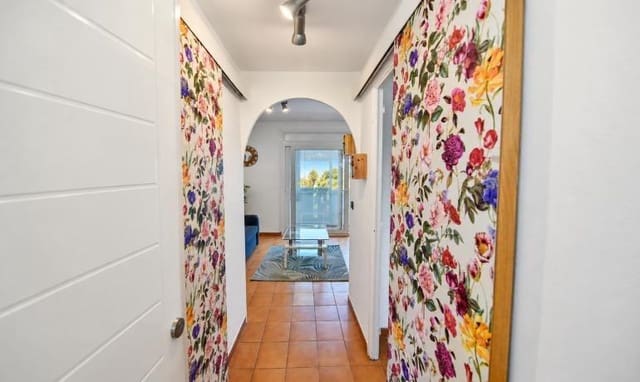 1 makuuhuone Huoneisto myytävänä paikassa Empuriabrava, Castelló d'Empúries - 110 000 € (Ref: 10166655)