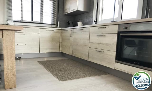 1 bedroom Apartment for sale in Santa Margarida, Roses with garage - € 178,000 (Ref: 10166656)