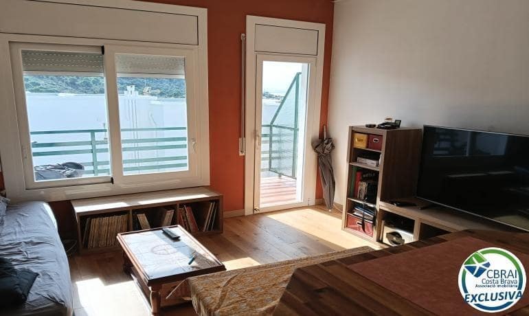 1 soverom Leilighet til salgs i Roses med svømmebasseng garasje - € 139 000 (Ref: 10173930)