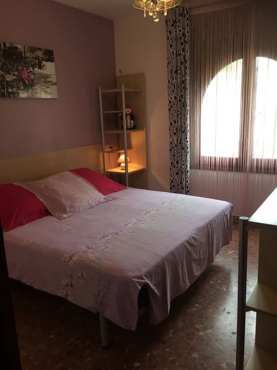 2 bedroom Villa for sale in Santa Margarida with garage - € 336,000 (Ref: 6288081)