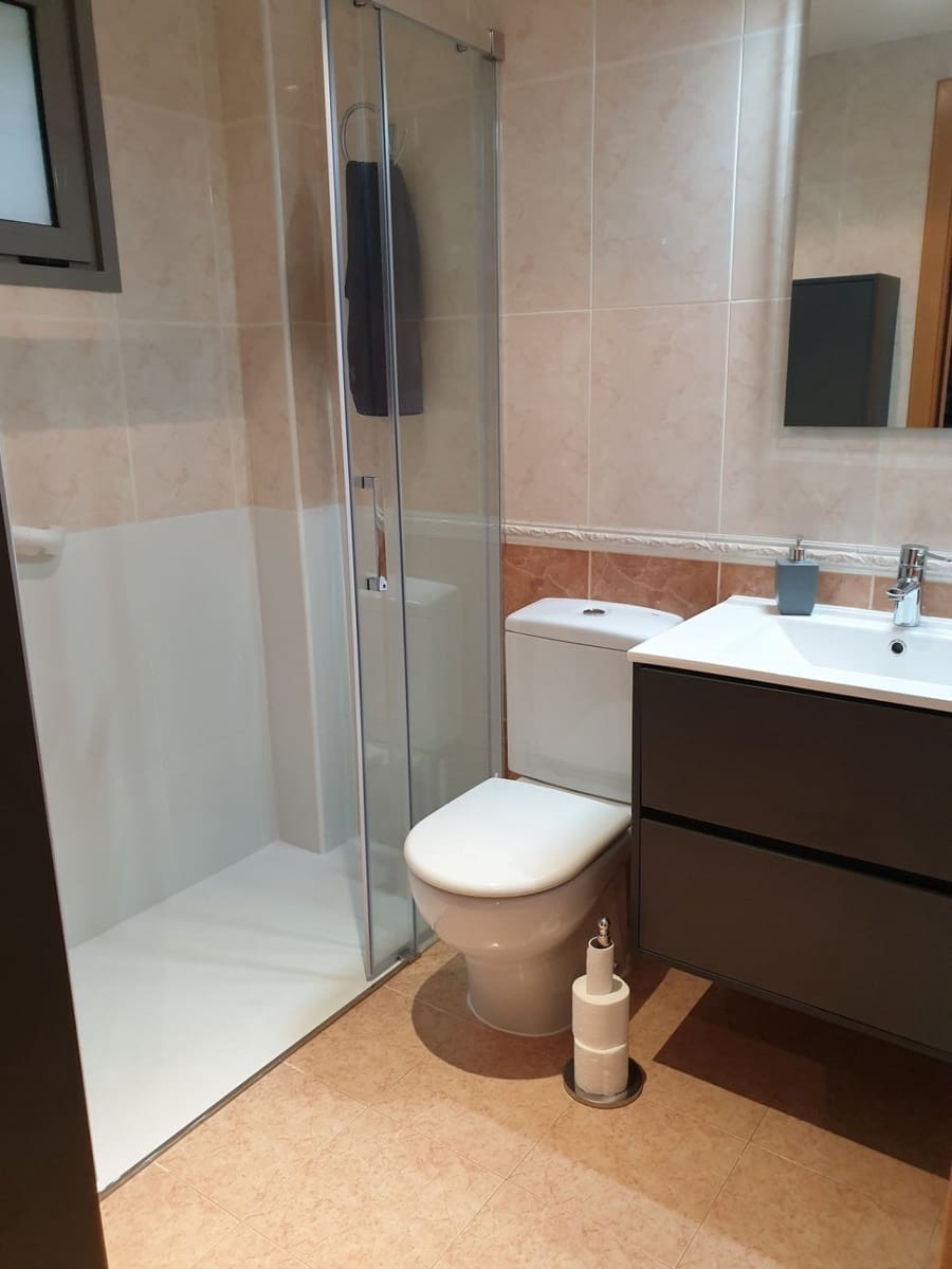 3 bedroom Apartment for rent in Roses with garage - € 870 (Ref: 6466829)