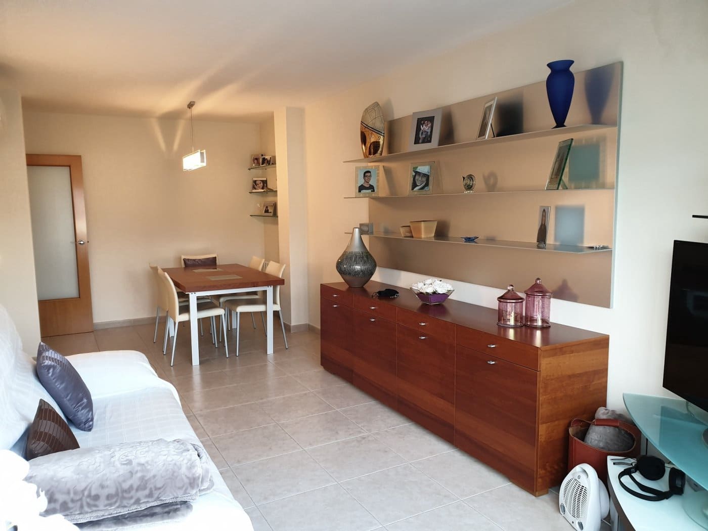 3 bedroom Apartment for rent in Roses with garage - € 870 (Ref: 6466829)