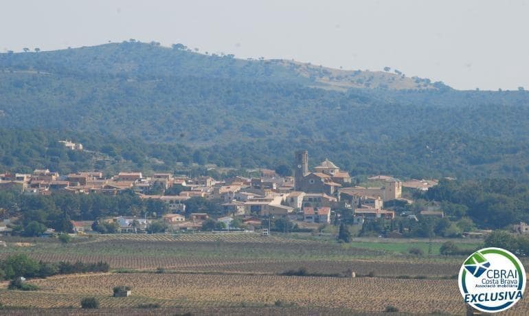 Building Plot for sale in Garriguella - € 210,000 (Ref: 7200143)