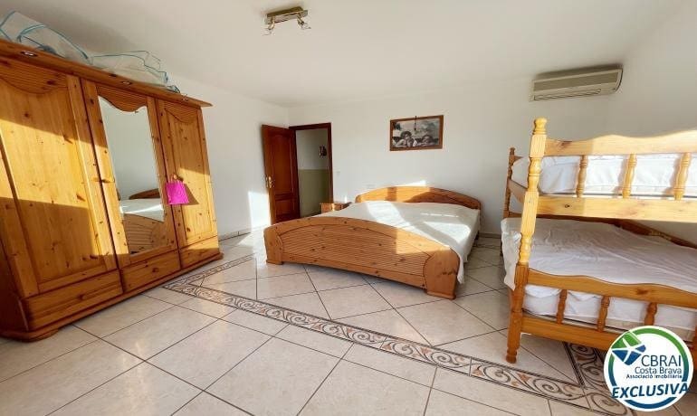 4 bedroom Finca/Country House for sale in El Mas Fumats with pool - € 780,000 (Ref: 7362924)