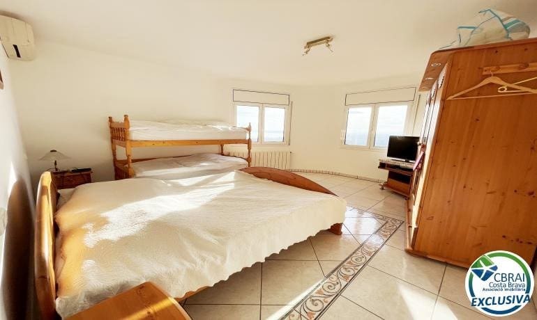 4 bedroom Finca/Country House for sale in El Mas Fumats with pool - € 780,000 (Ref: 7362924)