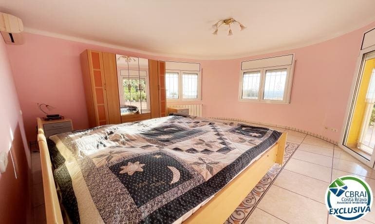 4 bedroom Finca/Country House for sale in El Mas Fumats with pool - € 780,000 (Ref: 7362924)