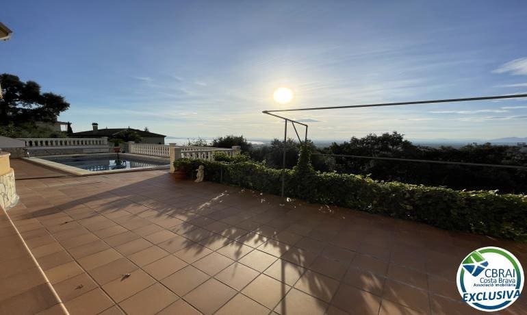 4 bedroom Finca/Country House for sale in El Mas Fumats with pool - € 780,000 (Ref: 7362924)