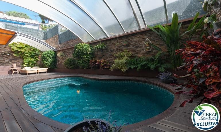 3 Zimmer Villa zu verkaufen in Roses mit Pool Garage - 675.000 € (Ref: 7521756)