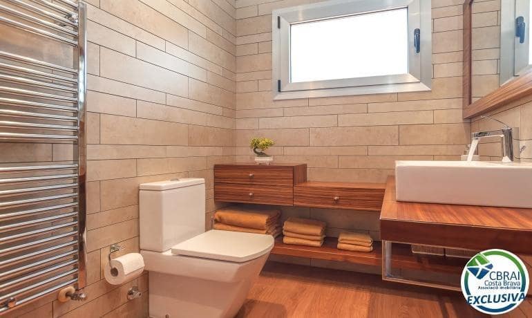 3 Zimmer Villa zu verkaufen in Roses mit Pool Garage - 675.000 € (Ref: 7521756)