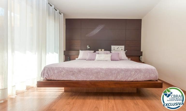 3 Zimmer Villa zu verkaufen in Roses mit Pool Garage - 675.000 € (Ref: 7521756)