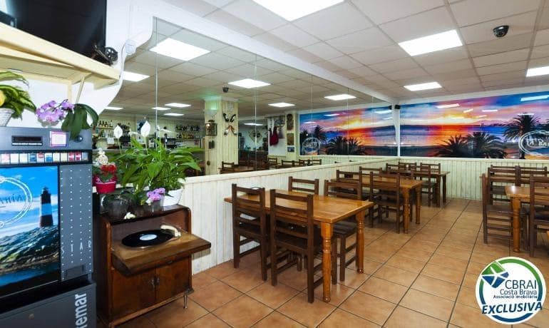 Gewerbe zu verkaufen in Roses - 746.000 € (Ref: 7569981)