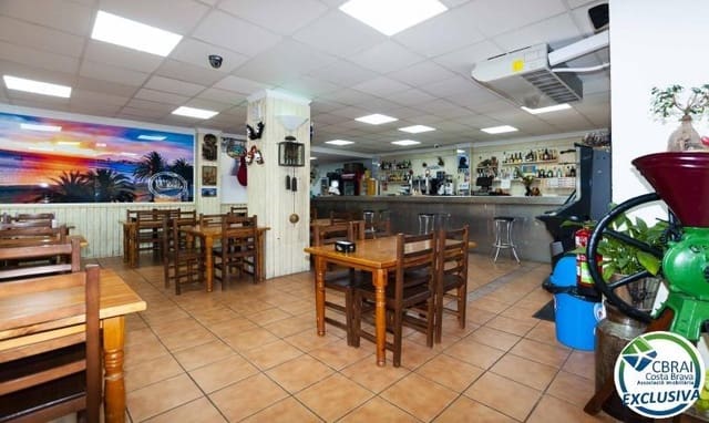 Gewerbe zu verkaufen in Roses - 746.000 € (Ref: 7569981)