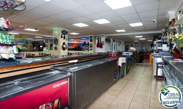 Gewerbe zu verkaufen in Roses - 746.000 € (Ref: 7569981)