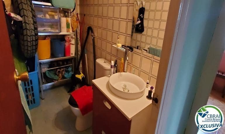 Apartamento de 2 habitaciones en Roses en venta - 180.000 € (Ref: 7670483)