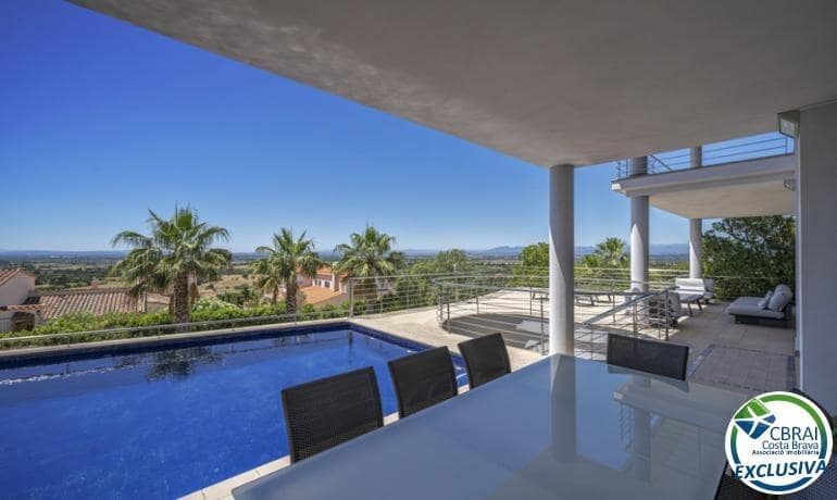 3 slaapkamer Villa te koop in Palau-saverdera met zwembad garage - € 1.180.000 (Ref: 7839763)