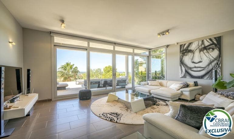 3 slaapkamer Villa te koop in Palau-saverdera met zwembad garage - € 1.180.000 (Ref: 7839763)