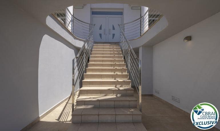 3 slaapkamer Villa te koop in Palau-saverdera met zwembad garage - € 1.180.000 (Ref: 7839763)