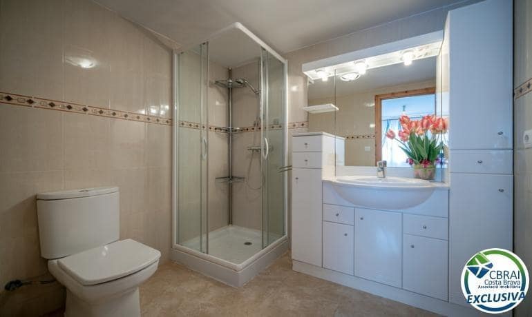 4 quarto Apartamento para venda em Roses - 249 000 € (Ref: 7896176)