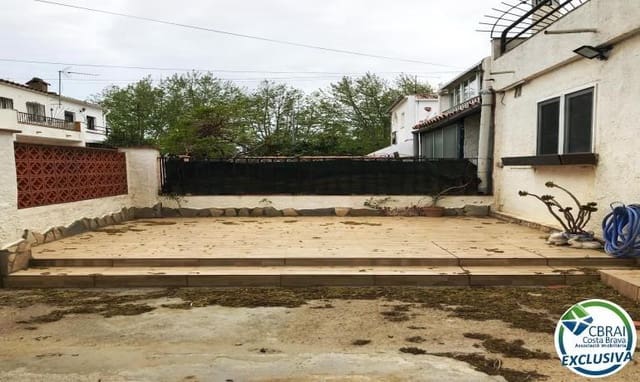 3 slaapkamer Huis te koop in Empuriabrava, Castelló d'Empúries - € 195.000 (Ref: 7927690)