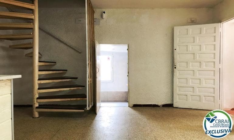 3 slaapkamer Huis te koop in Empuriabrava - € 195.000 (Ref: 7927690)