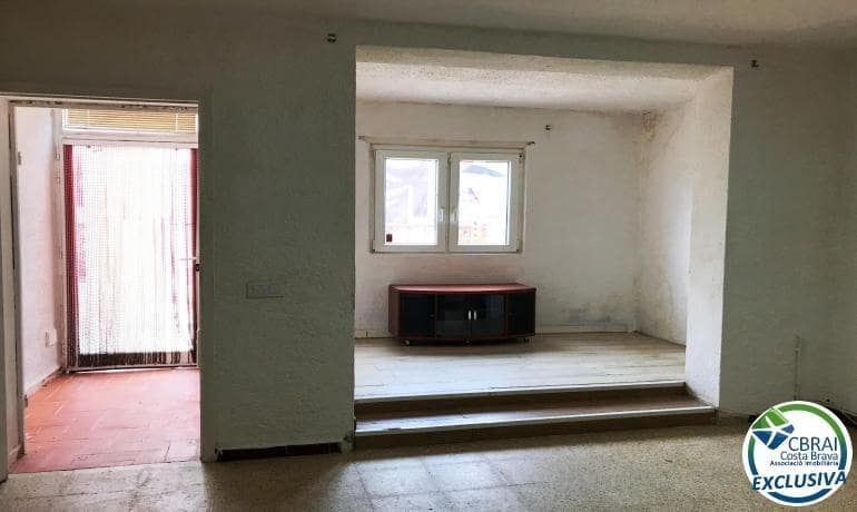 3 slaapkamer Huis te koop in Empuriabrava - € 195.000 (Ref: 7927690)