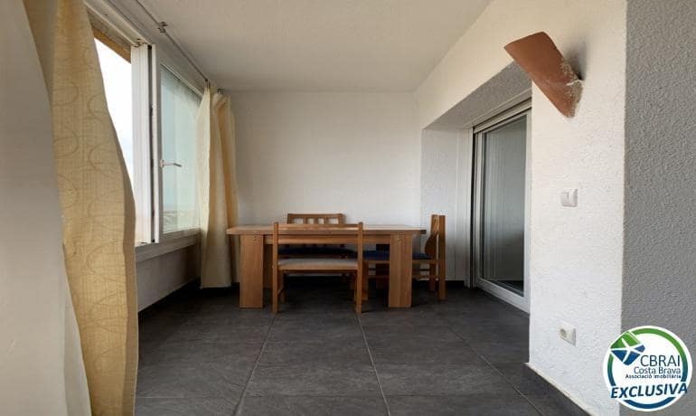 1 slaapkamer Appartement te koop in Roses met zwembad - € 160.000 (Ref: 7937225)