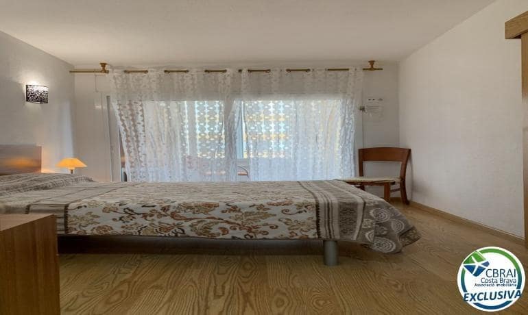 1 slaapkamer Appartement te koop in Roses met zwembad - € 160.000 (Ref: 7937225)