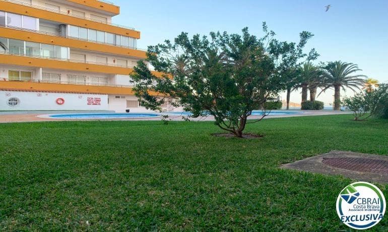 1 slaapkamer Appartement te koop in Roses met zwembad - € 160.000 (Ref: 7937225)