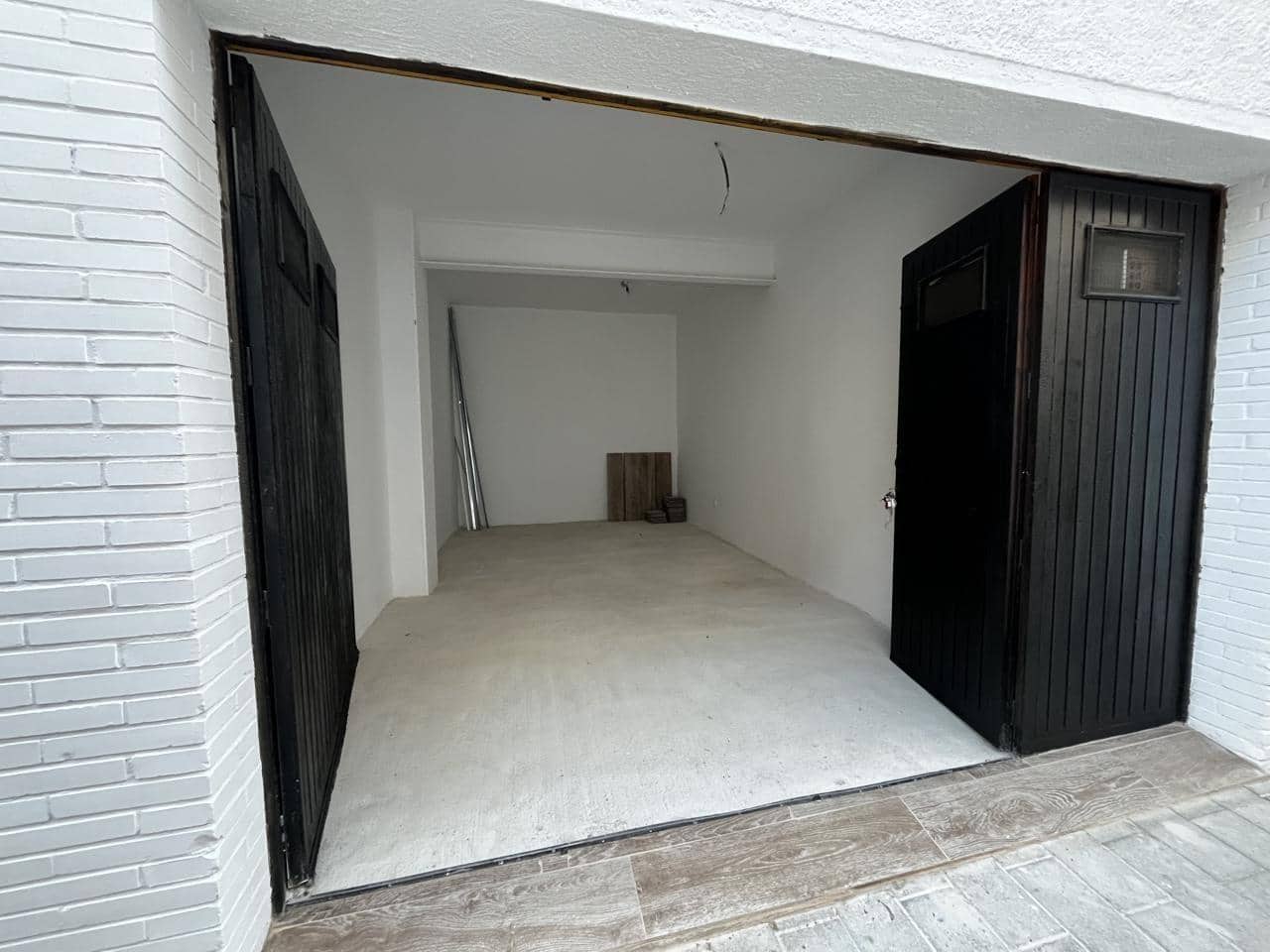 2 bedroom Apartment for sale in Roses - € 198,000 (Ref: 8172999)