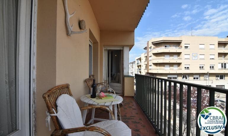 3 soveværelse Lejlighed til salg i Roses - € 179.000 (Ref: 8188221)