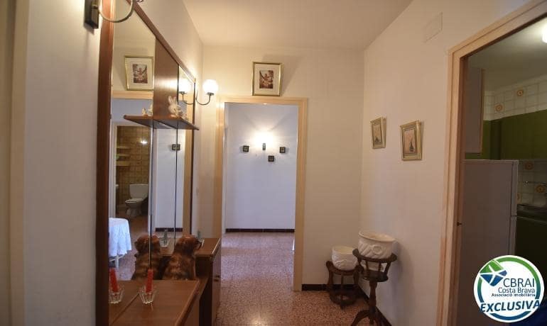 3 soveværelse Lejlighed til salg i Roses - € 179.000 (Ref: 8188221)