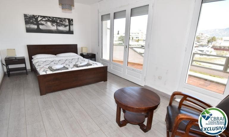 11 bedroom Terraced Villa for sale in Empuriabrava with pool garage - € 4,500,000 (Ref: 8241899)