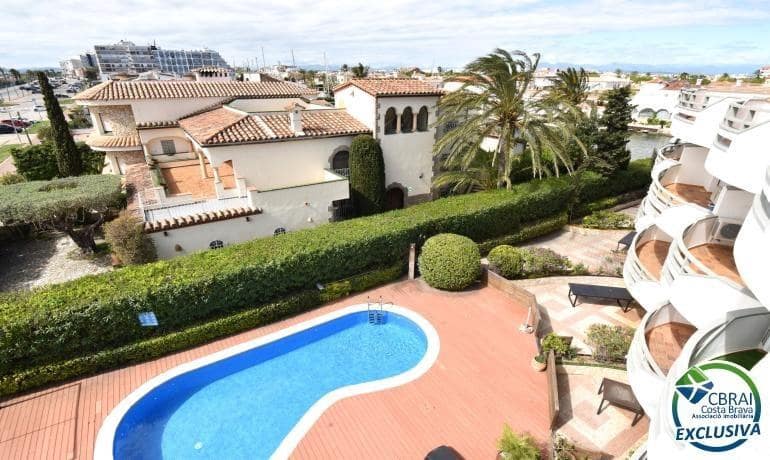 11 bedroom Terraced Villa for sale in Empuriabrava with pool garage - € 4,500,000 (Ref: 8241899)
