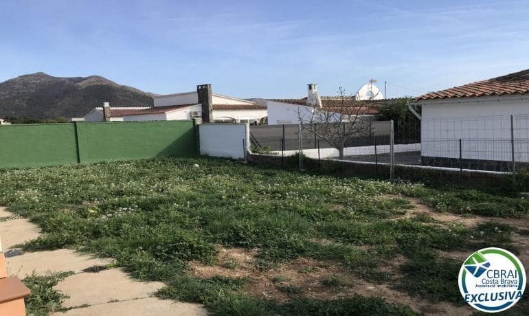 5 bedroom Villa for sale in Roses - € 460,000 (Ref: 8242861)