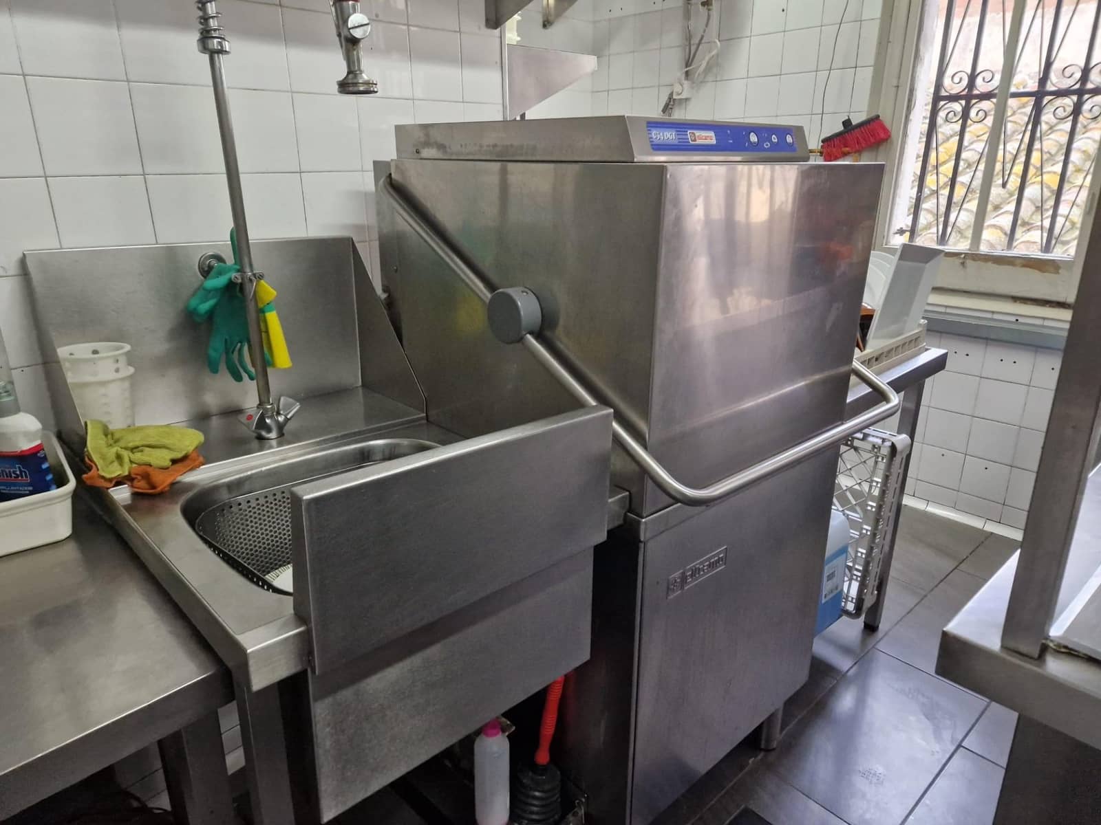 1 slaapkamer Restaurant/bar te koop in Roses - € 339.200 (Ref: 8269016)