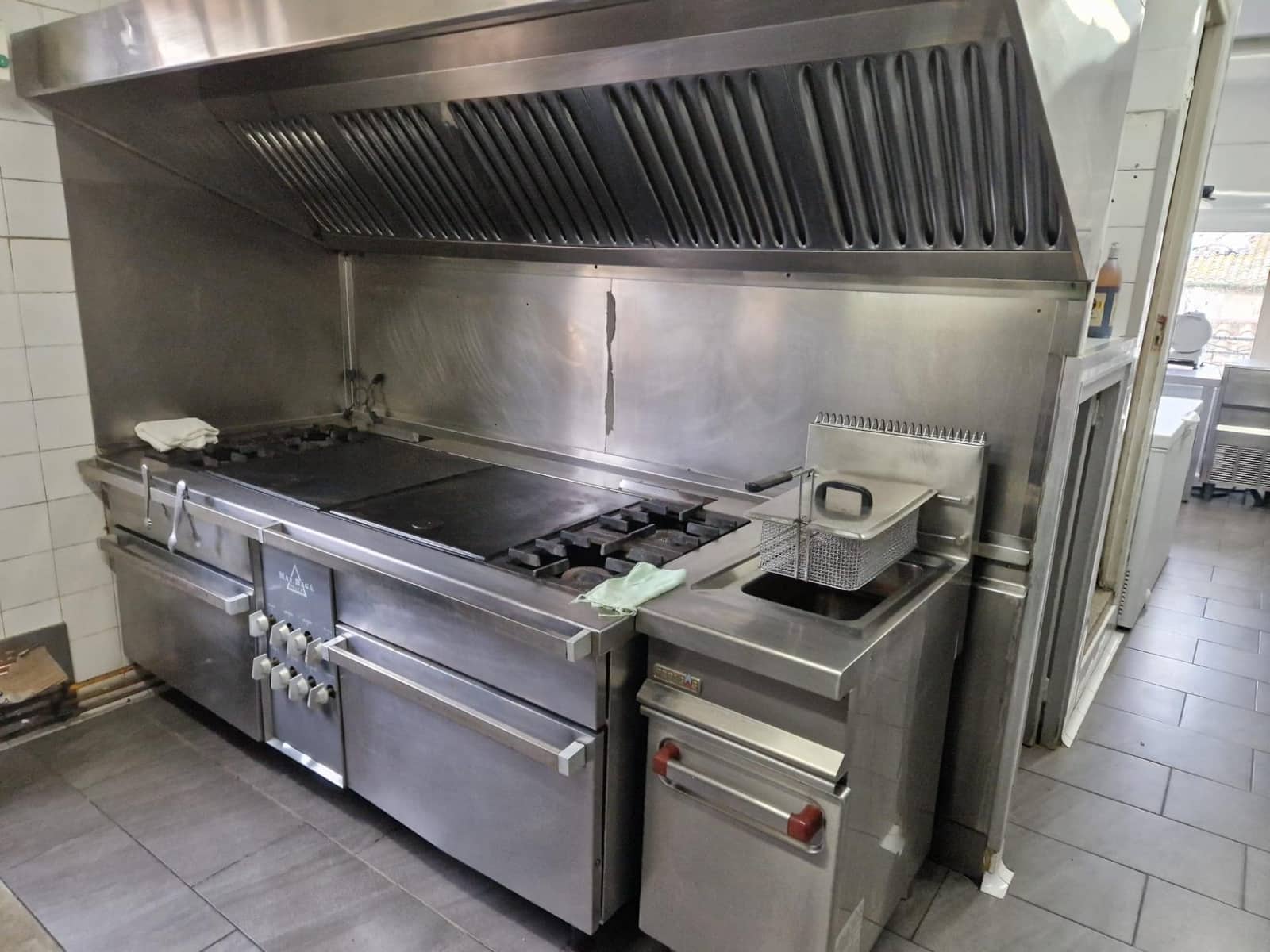 1 slaapkamer Restaurant/bar te koop in Roses - € 339.200 (Ref: 8269016)