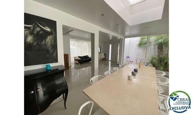 4 makuuhuone Huvila myytävänä paikassa Empuriabrava, Castelló d'Empúries mukana uima-altaan - 1 099 000 € (Ref: 8290450)