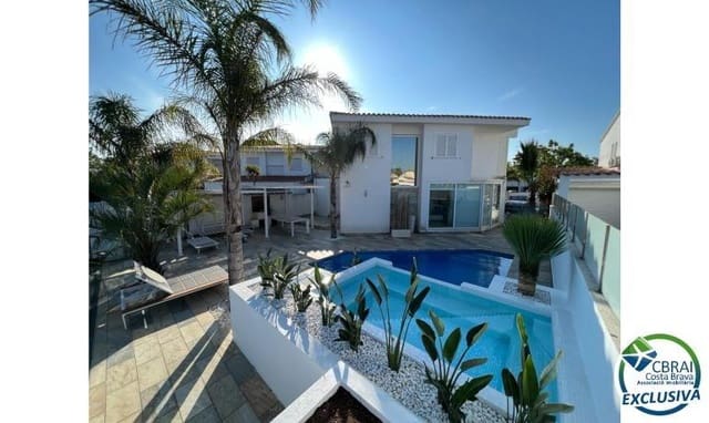 4 makuuhuone Huvila myytävänä paikassa Empuriabrava, Castelló d'Empúries mukana uima-altaan - 1 099 000 € (Ref: 8290450)