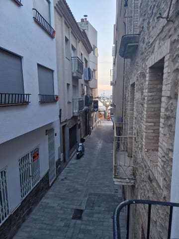 2 bedroom Apartment for sale in Roses - € 290,000 (Ref: 8318140)