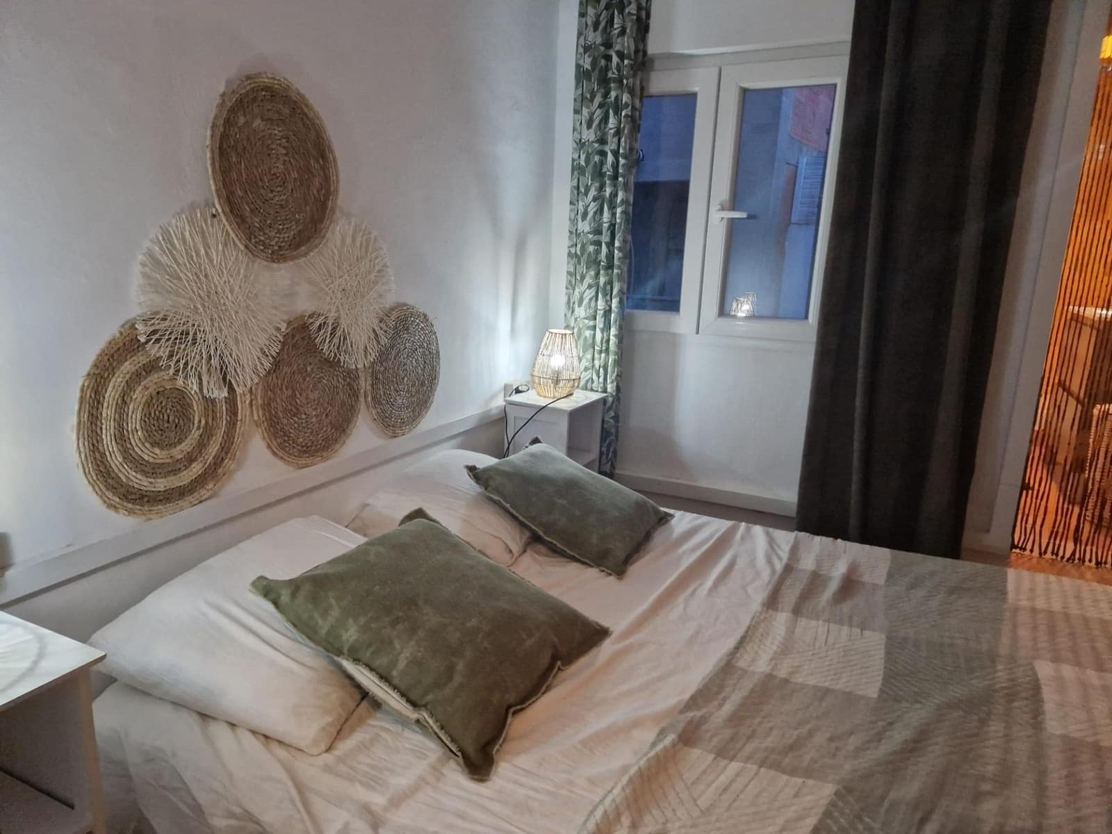 2 bedroom Apartment for sale in Roses - € 290,000 (Ref: 8318140)