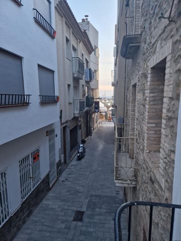 2 bedroom Apartment for sale in Roses - € 290,000 (Ref: 8318140)