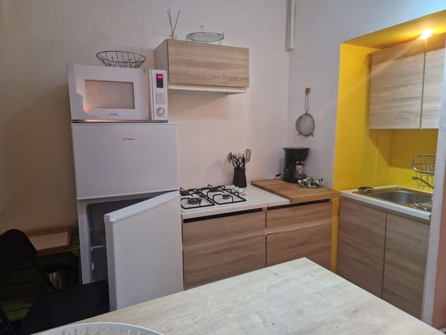 2 bedroom Apartment for sale in Roses - € 290,000 (Ref: 8318140)