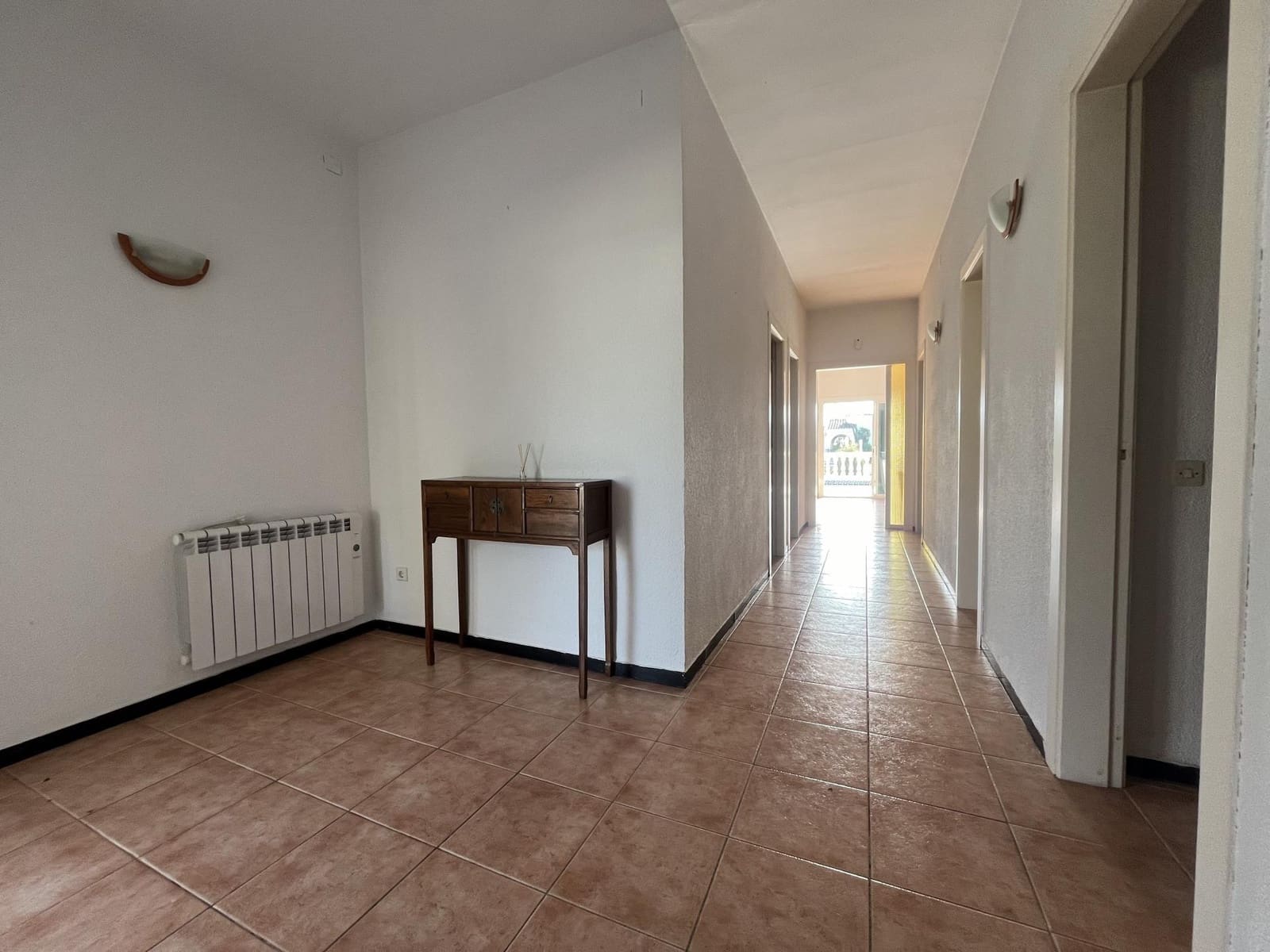 3 soverom Villa til salgs i Empuriabrava med svømmebasseng garasje - € 1 200 000 (Ref: 8327702)