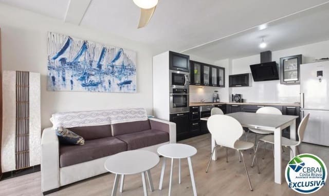 2 makuuhuone Huoneisto myytävänä paikassa Empuriabrava, Castelló d'Empúries - 347 000 € (Ref: 8333923)