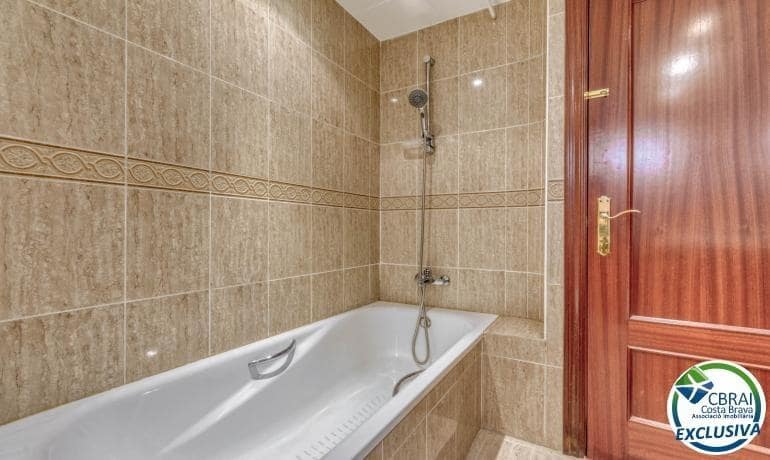 3 soveværelse Lejlighed til salg i Roses - € 319.000 (Ref: 8338069)