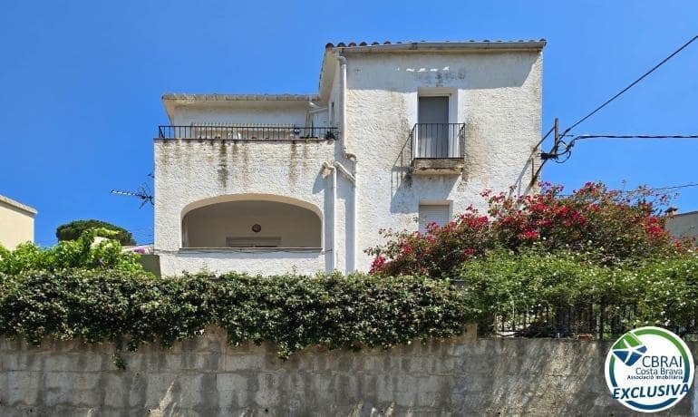 3 soveværelse Lejlighed til salg i Roses - € 319.000 (Ref: 8338069)