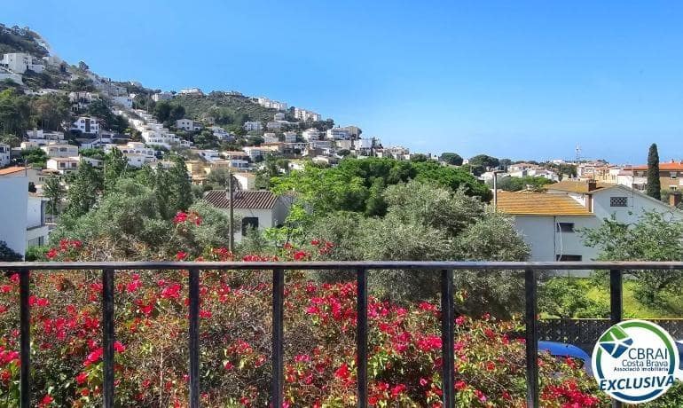 3 soveværelse Lejlighed til salg i Roses - € 319.000 (Ref: 8338069)